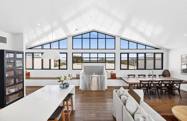 Luxurious Beach House with Breath-taking Views