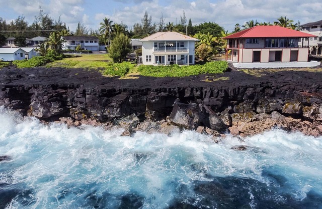 Luxurious Blue Horizon Villa near Hilo, entire villa