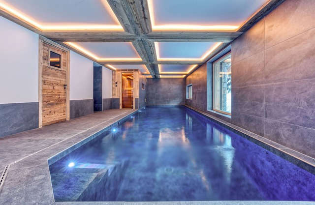 Luxurious Chalet Celeste