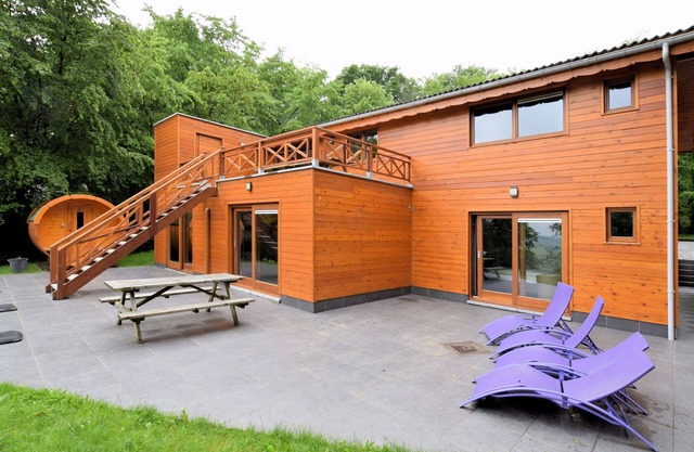 Chalet de lujo en Beauraing con sauna