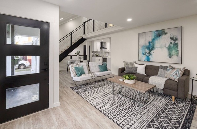 Luxurious & Contemporary Home
