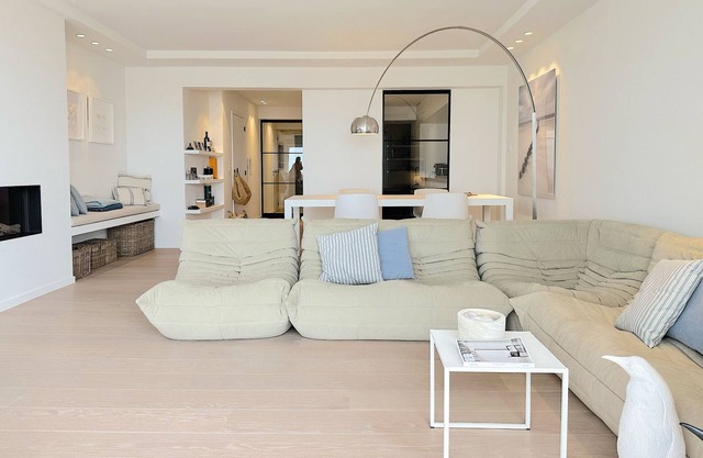 Luxurious Design Apartment With Full Frontal sea View