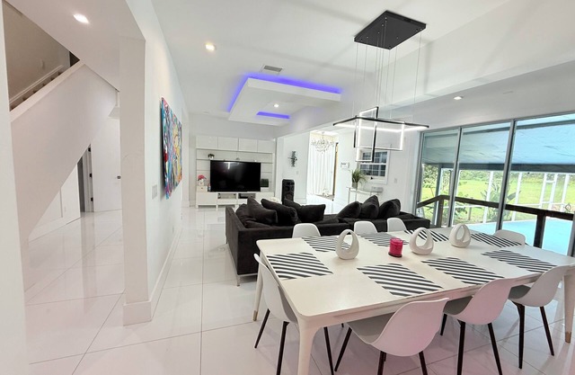 Luxurious Entertainment Mansion