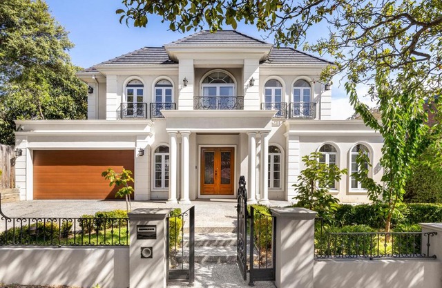 Luxurious French Provincial Home in Mt Waverley