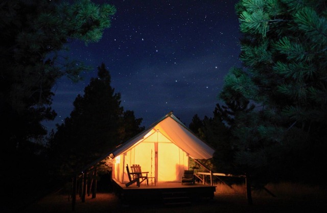 Glamping Lujoso con Privacidad Completa y Vistas de 360 ° de las Montañas Rocosas