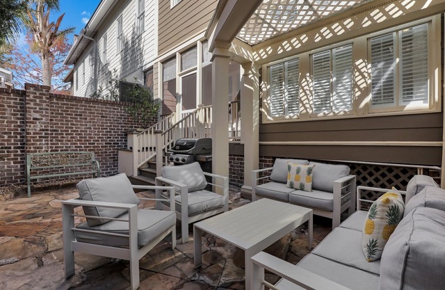 Luxurious Home on Crawford Sq w/ Rooftop Deck + Parking by Lucky Savannah