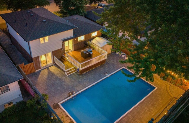 Luxurious house with private pool