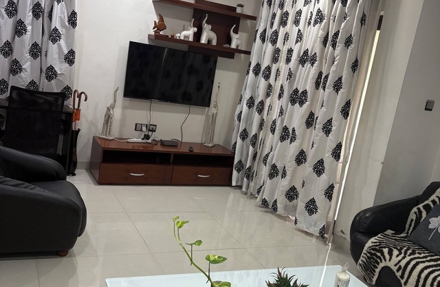 Luxurious Jacuzzi villa/5 mins beach