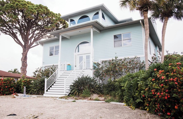 Luxurious Large Home on Gulf of Mexico w/Private 30' Dock