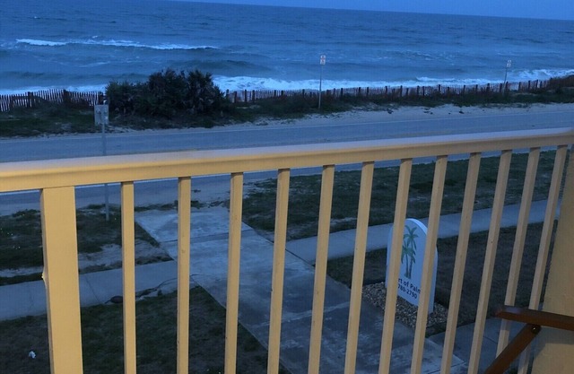 Luxurious Oceanfront Ormond Getaway