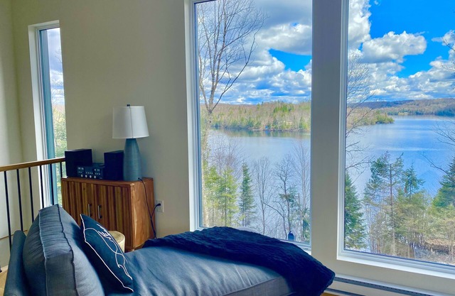 Luxurious Panoramic View Beach Lake SPA Gaming