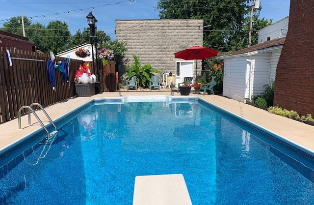 Luxurious private spacious cottage
