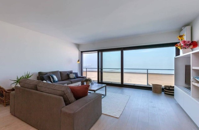 Luxurious Sea View Apartment in Knokke-Heist
