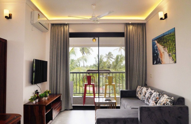Luxurious & Spacious 1 BHK Near Candolim Beach