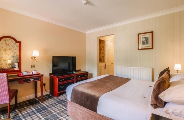 Luxurious Stay w/ Indoor Pool & Relaxing Wellness Amenities, Breakfast Included