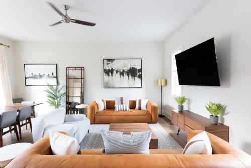Luxurious Twin Homes with Rooftop Decks