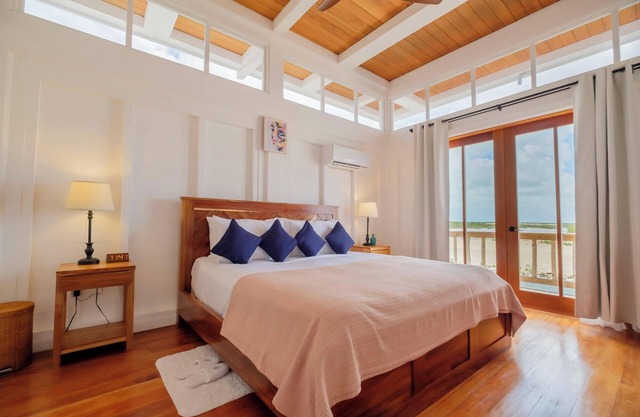 Luxurious Villa for the Family with Private Beach, Kitchen, and Free Shuttle!