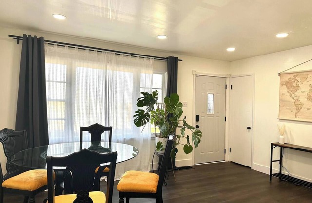 Luxurious Wright View Home