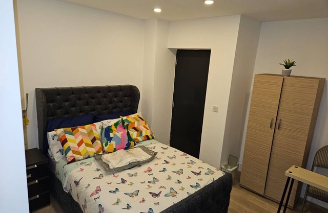 Luxury 1-Bed Apartment in London