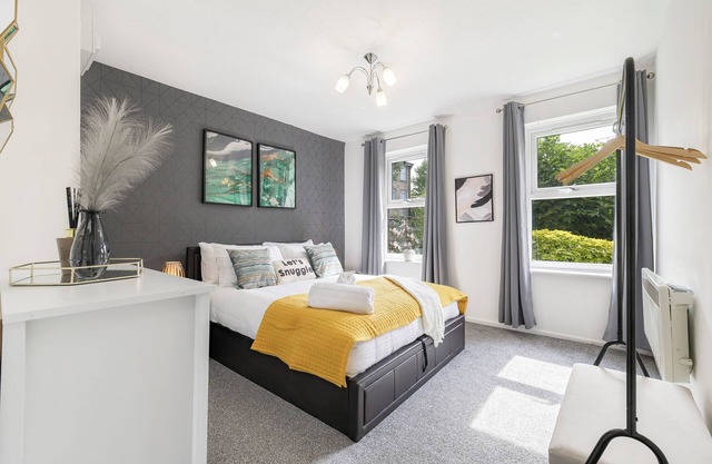 Luxury 1-Bed Ground Floor Flat & Superfast Wi-Fi – Near Central London