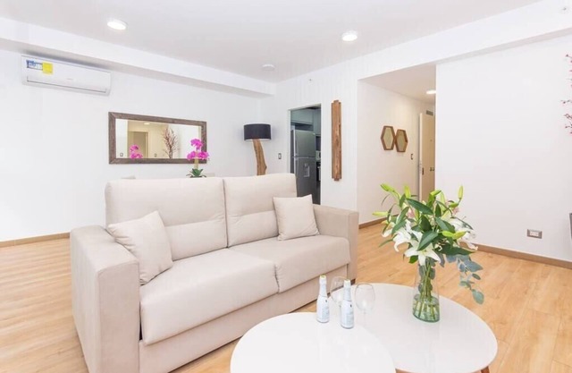 ★Luxury 1 bedroom apt with free parking
