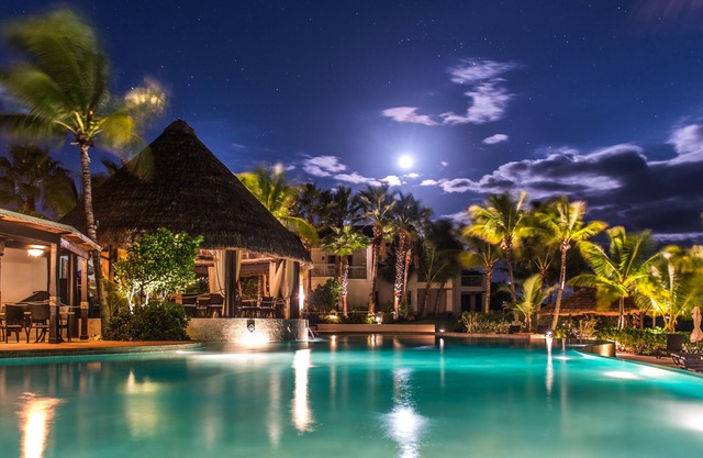 Luxury 1-Bedroom Residence with Resort amenities
