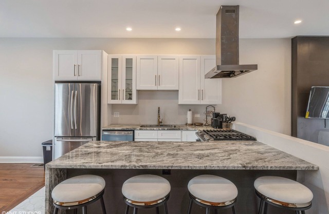 Luxury 10PERSON Townhome near Beach and Golf Course 10 Min DT, Private Rooftop!