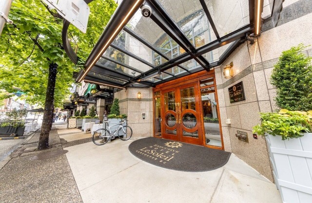 Luxury 2 Bedroom 2 King Beds in Hotel Downtown