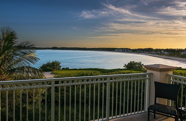 Luxury 2 Bedroom Residence with Resort Amenities