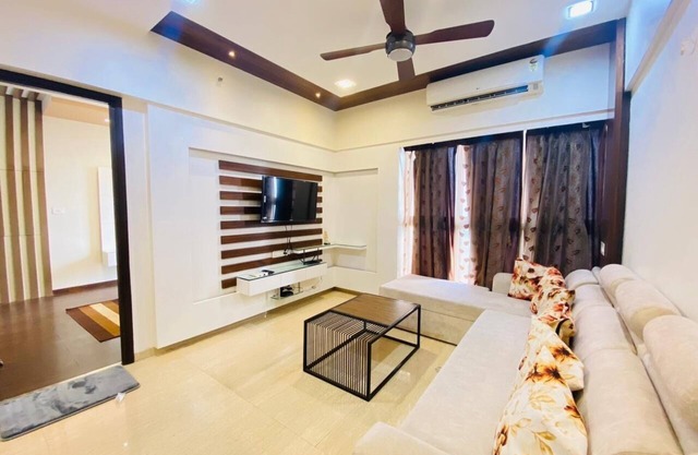 Luxury 22nd-Floor Studio with Golf, River & Skyline Views in Pune