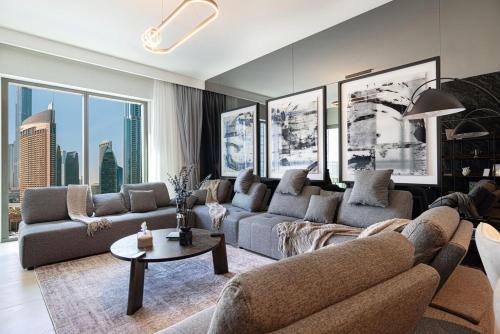 Luxury 2BR Burj Khalifa View Dubai Mall