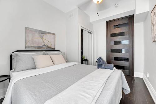 Luxury 2BR Home Near DT GO Hospitals Waterfalls
