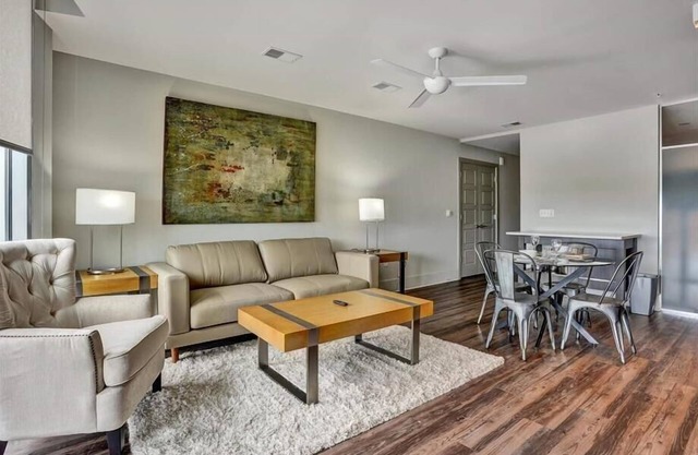 Luxury 2BR w/ City View | Rooftop\Pool\Spa | Buckhead