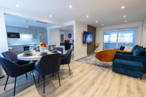 Luxury 3 Bed House Manchester Old Trafford