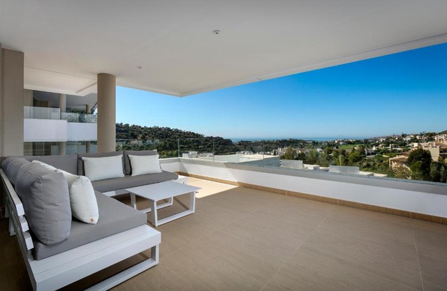 Luxury 3 Bedroom Apartment in Reserva de Alcuzcuz