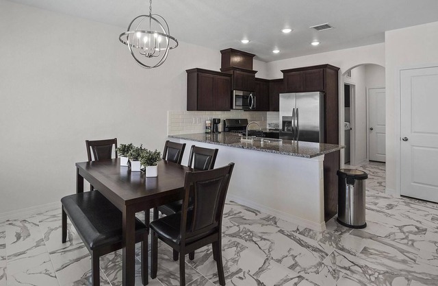 Luxury 3 bedroom duplex with 2 car garage