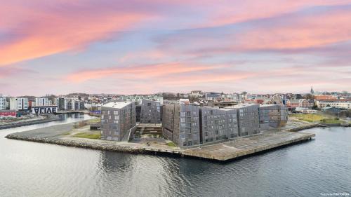 Luxury 3 bedroom seaview apartment, ONS 2024