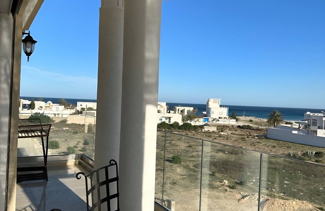 Apartamento de lujo de 3 dormitorios con vistas al mar