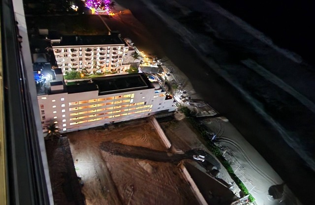 Prime Oceanfront In Paradise