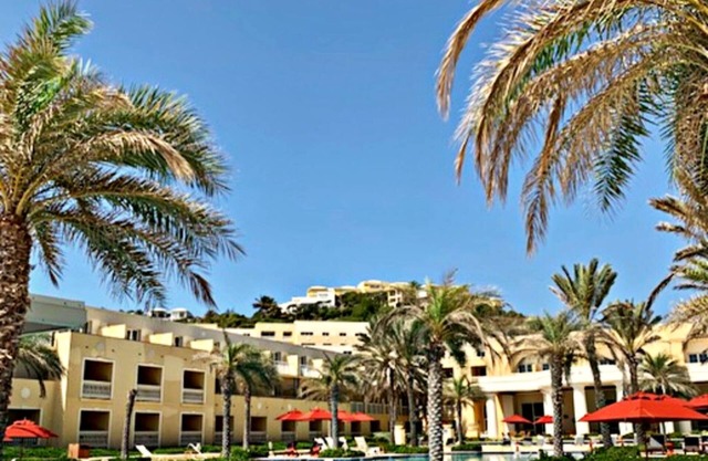 3-Bedroom Ocean Front Luxury Condo on Dawn Beach