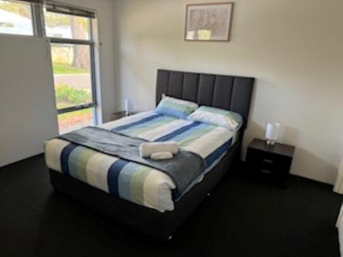 Luxury 4 bedroom house in Wellard only 30 minutes from Perth City