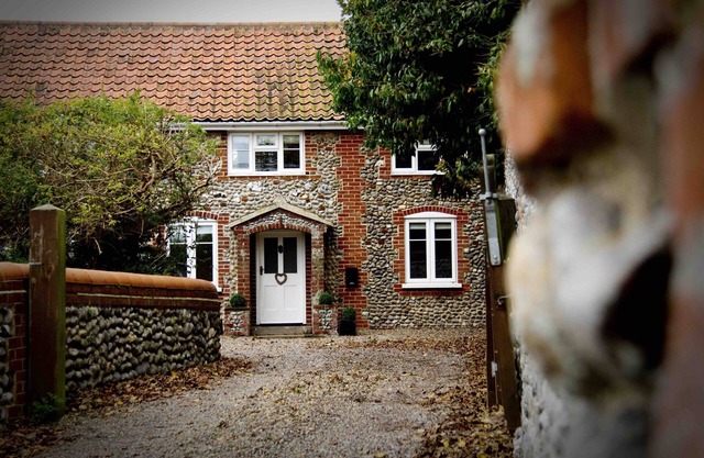 De lujo de 4 dormitorios casa del norte de Norfolk en una ubicación preciosa localidad costera