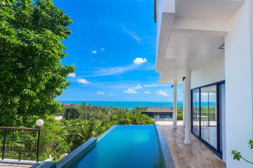 Luxury 4 bedroom 4 bathroom sea view bathtub pool villa in Bangpor Beach, Koh Samui, Thailand