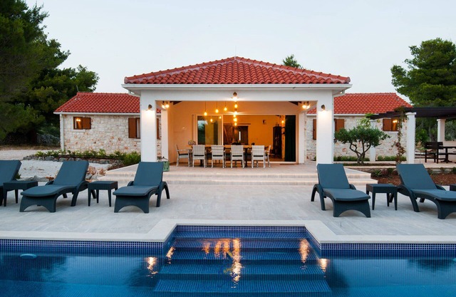 Villa de lujo de 4 habitaciones para 10 personas