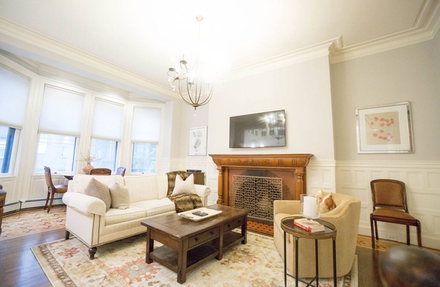 4br lujo | 2. 5BA Back Bay Duplex