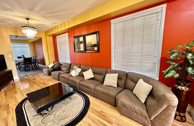 Luxury 5 Bedroom 6 Bed Home with Basement