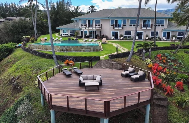 Luxury 5 BR Estate over Beach w / Enormes vistas, piscina, jacuzzi - TVNC # 4201
