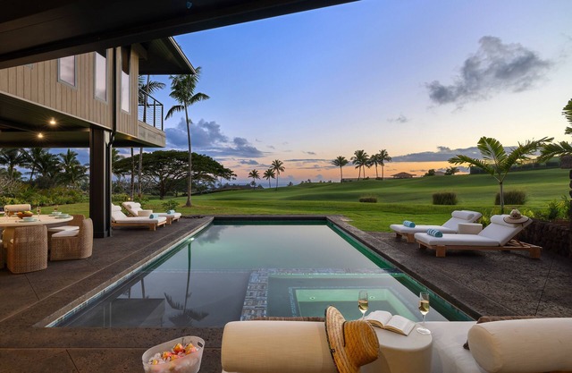 Luxury 6BR Hale o ka Nene Estate w/ Pool/Spa & Golf Views, Near Beach