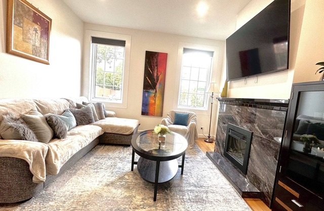 Luxury and Grandeur apartment N1 in Hawthorn