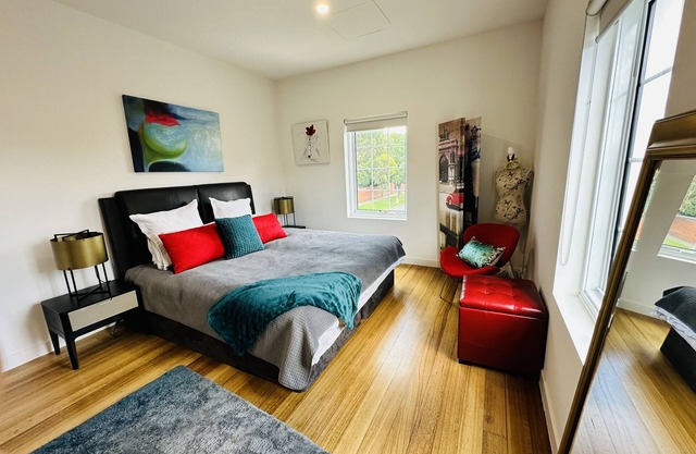 Luxury and Grandeur with city view balcony!